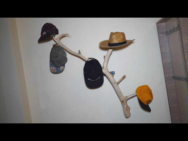 Witajcie ! W tym odcinku z niczego robię coś, hmm w sumie jak w każdym :D Nie no drzewo z własnej posesji wywiozłem do pobliskiego lasa na potrzeby filmiku ...