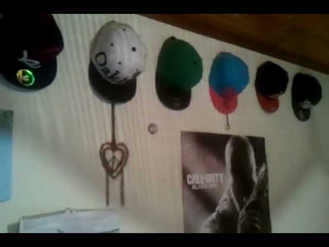 Snap back hat rack by Cavabrah (8 years ago)