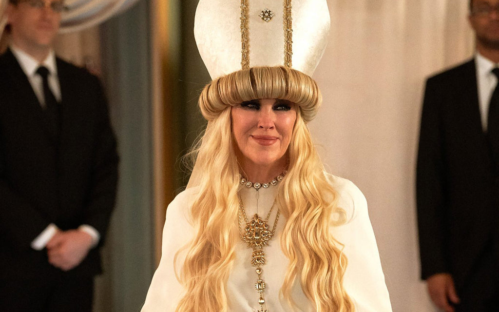 If, like all of team FASHION (and the rest of the world it seems), you watched the Schitt’s Creek finale last night, then you’ll immediately recall the sure-to-be-iconic look that Moira Rose wore for David and Patrick’s wedding