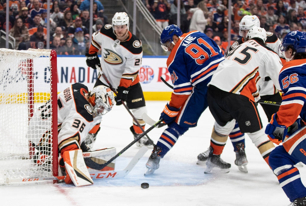 Ducks lose 7th straight as Oilers clinch a playoff berth